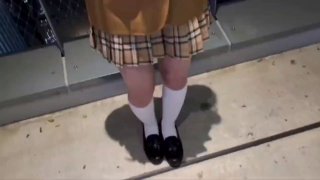 亚洲日韩精品视频在线KU颜值不错的小宝贝穿着衣服跟...